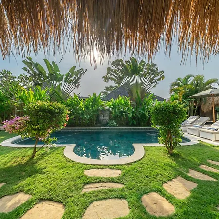 Balangan Beach Villa Idaman Bungalows